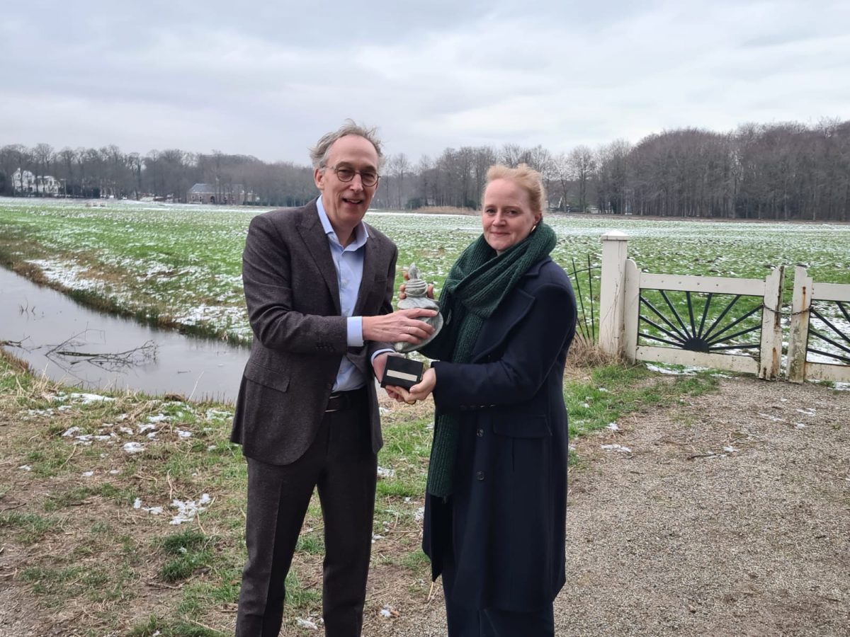 Gedeputeerde Rosan Kocken ontvangt Knoop-prijs voor toewijding aan natuurbehoud